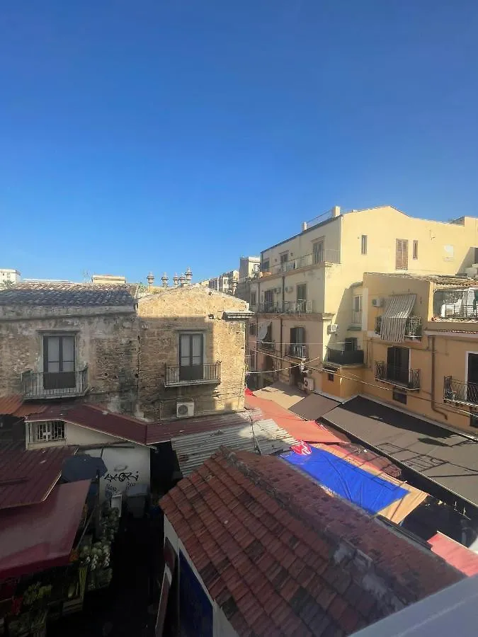 Appartamento Una Finestra Sul Capo Palermo 0*,